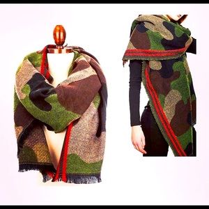New camo scarf/wrap